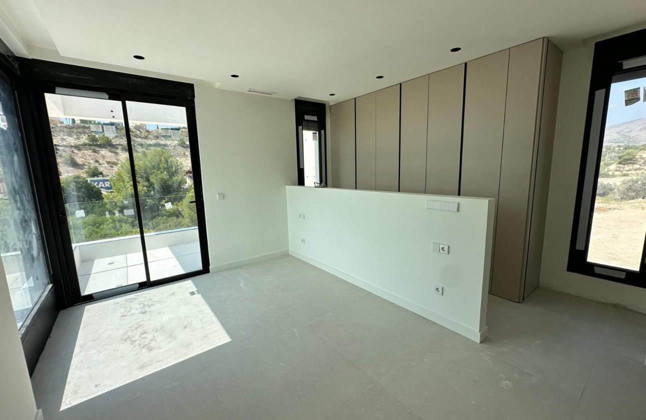 Obra nueva - Villa - Finestrat - Campana Garden