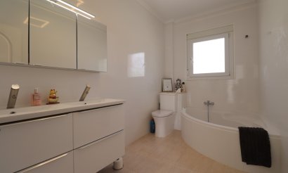 Resale - Townhouse - Benijofar - Monte Azul