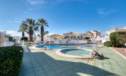 Resale - Townhouse - Benijofar - Monte Azul