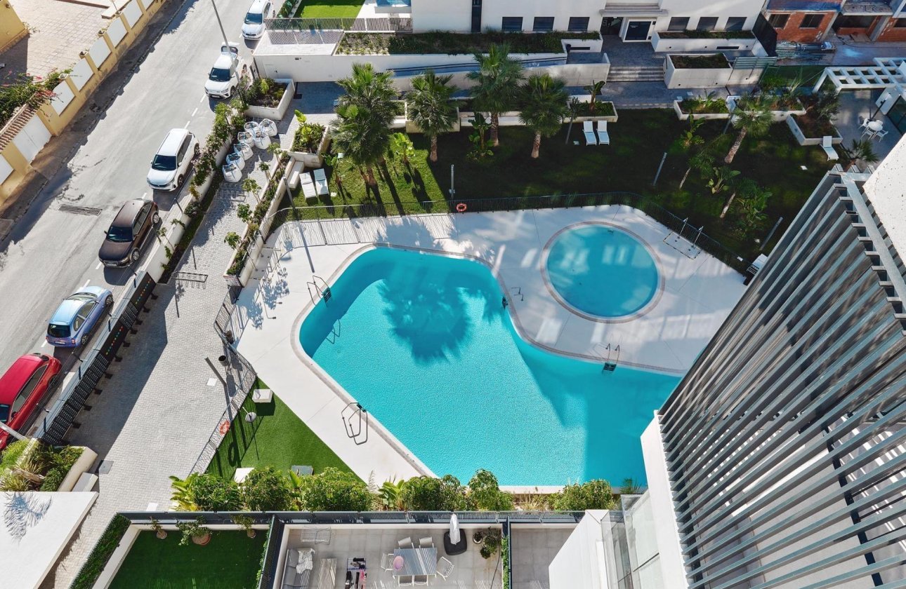 Resale - Apartment / flat - Dehesa de Campoamor - Campoamor