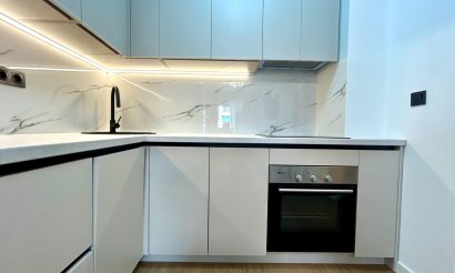 Resale - Apartment / flat - Torrevieja - Punta prima