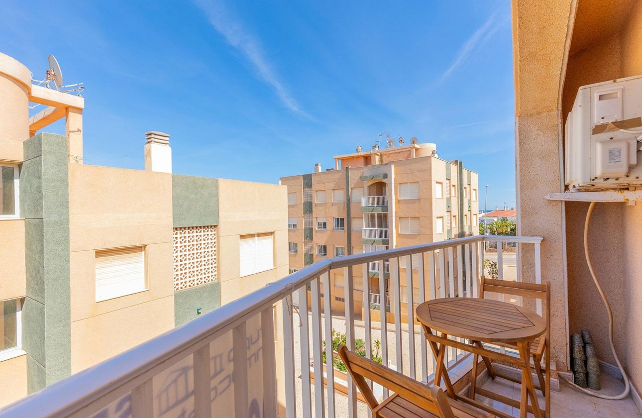 Resale - Apartment / flat - Torrevieja - Cabo Cervera