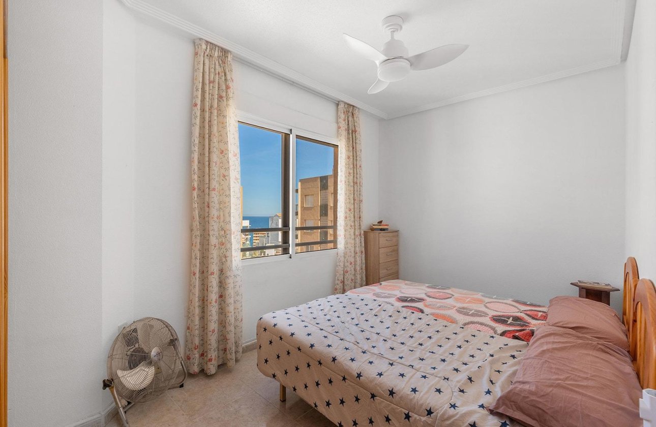 Resale - Apartment / flat - Torrevieja - Cabo Cervera