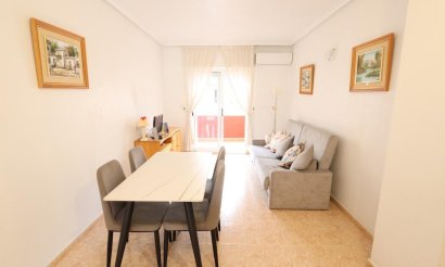Resale - Apartment / flat - Torrevieja - Parque de las Naciones