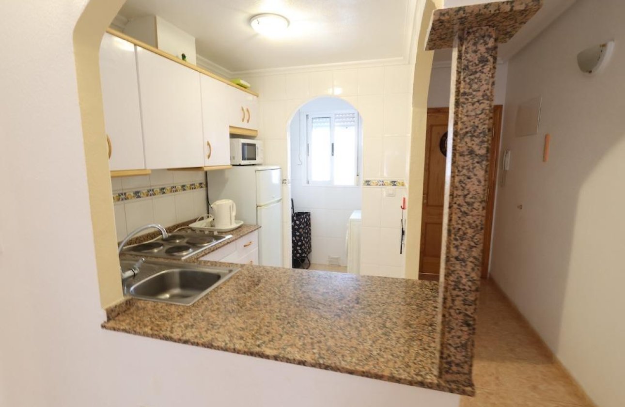 Resale - Apartment / flat - Torrevieja - Parque de las Naciones