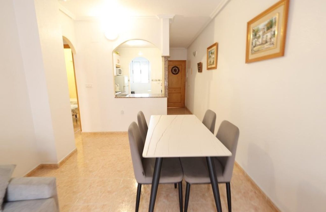 Resale - Apartment / flat - Torrevieja - Parque de las Naciones