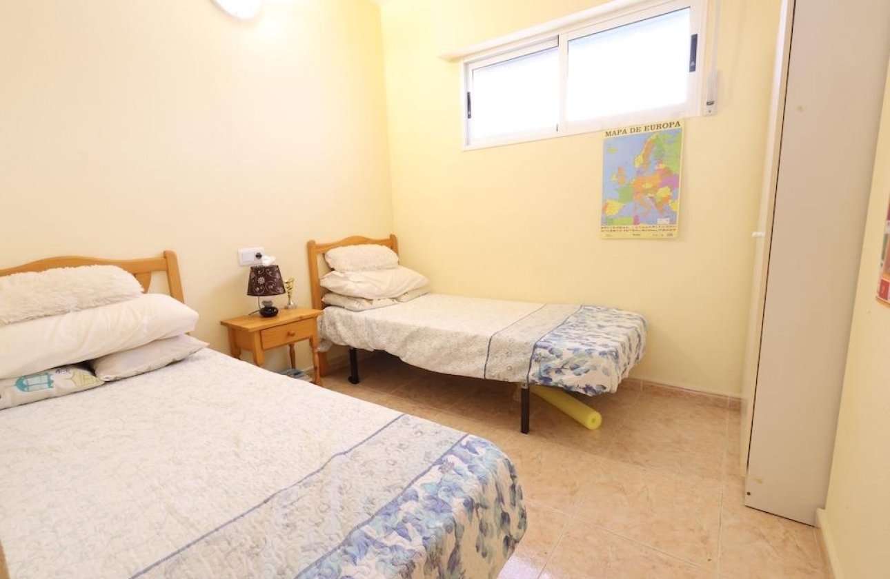 Resale - Apartment / flat - Torrevieja - Parque de las Naciones
