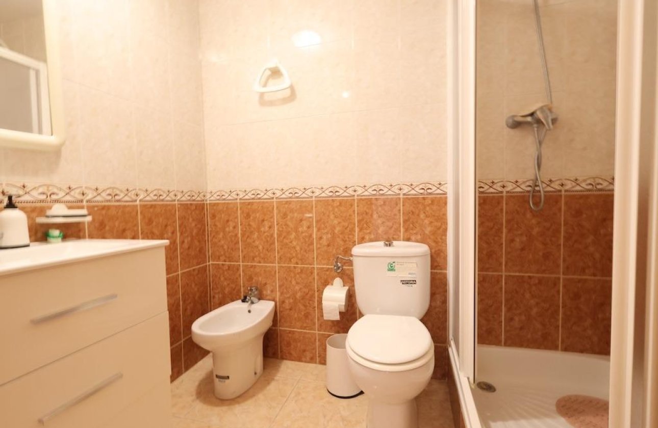 Resale - Apartment / flat - Torrevieja - Parque de las Naciones