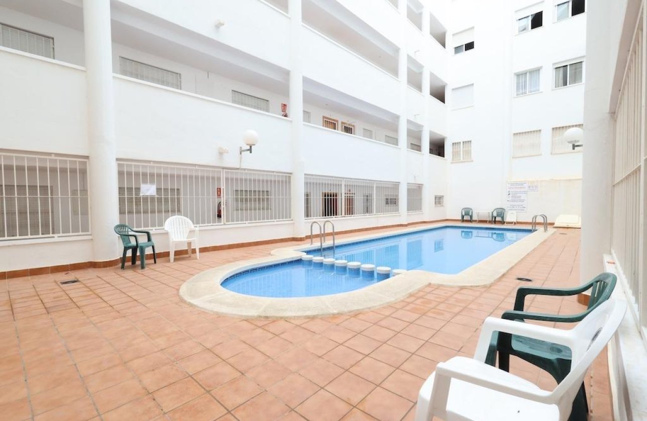 Resale - Apartment / flat - Torrevieja - Parque de las Naciones