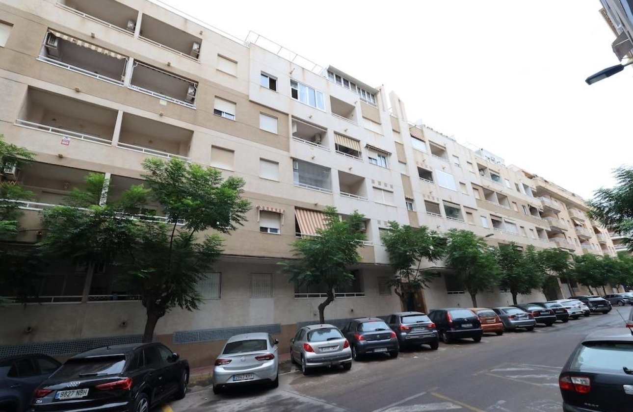 Resale - Apartment / flat - Torrevieja - Parque de las Naciones