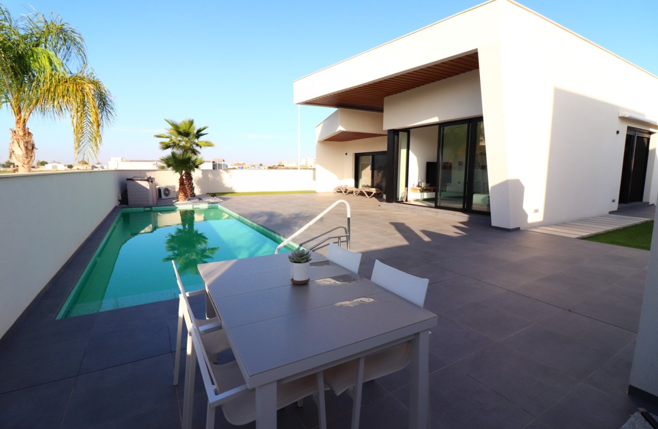 Resale - Villa - Formentera del Segura - Fincas de La Vega