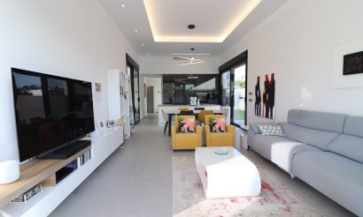 Resale - Villa - Formentera del Segura - Fincas de La Vega