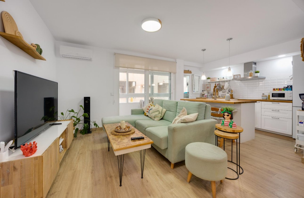 Resale - Apartment / flat - Torrevieja - playa de los naufragos