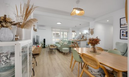 Resale - Apartment / flat - Torrevieja - playa de los naufragos