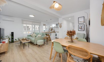 Resale - Apartment / flat - Torrevieja - playa de los naufragos