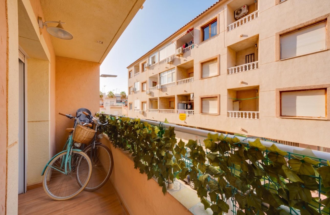 Resale - Apartment / flat - Torrevieja - playa de los naufragos