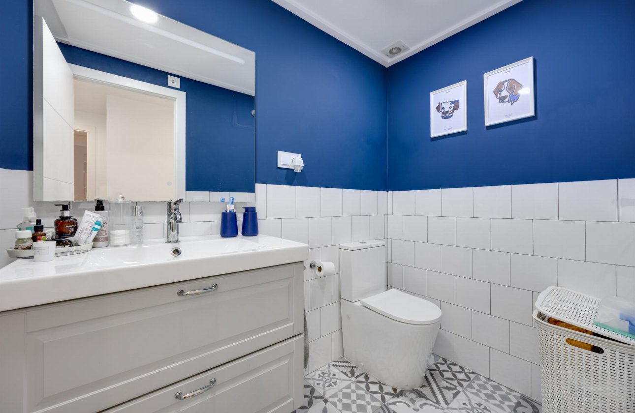 Resale - Apartment / flat - Torrevieja - playa de los naufragos