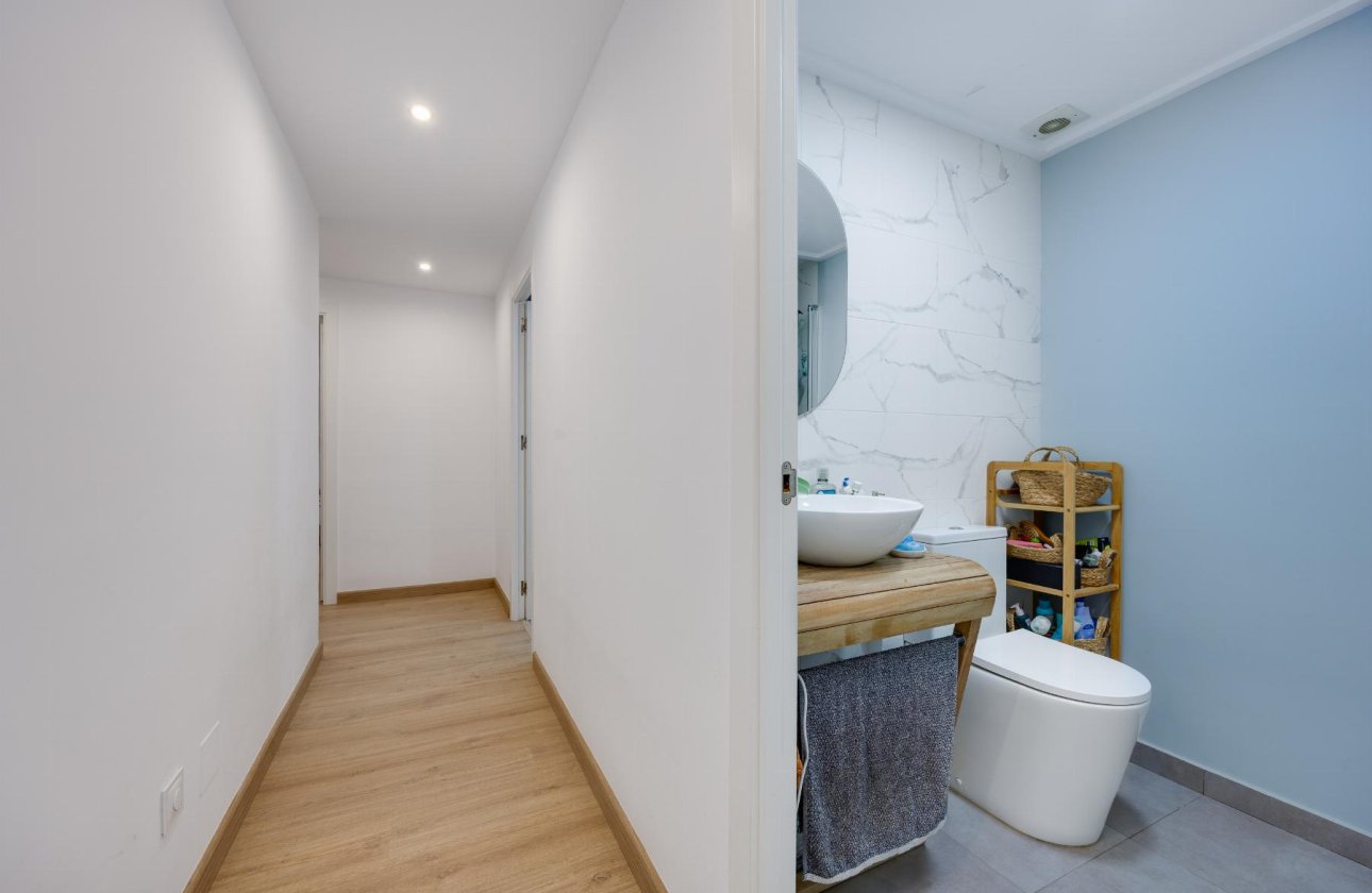 Resale - Apartment / flat - Torrevieja - playa de los naufragos