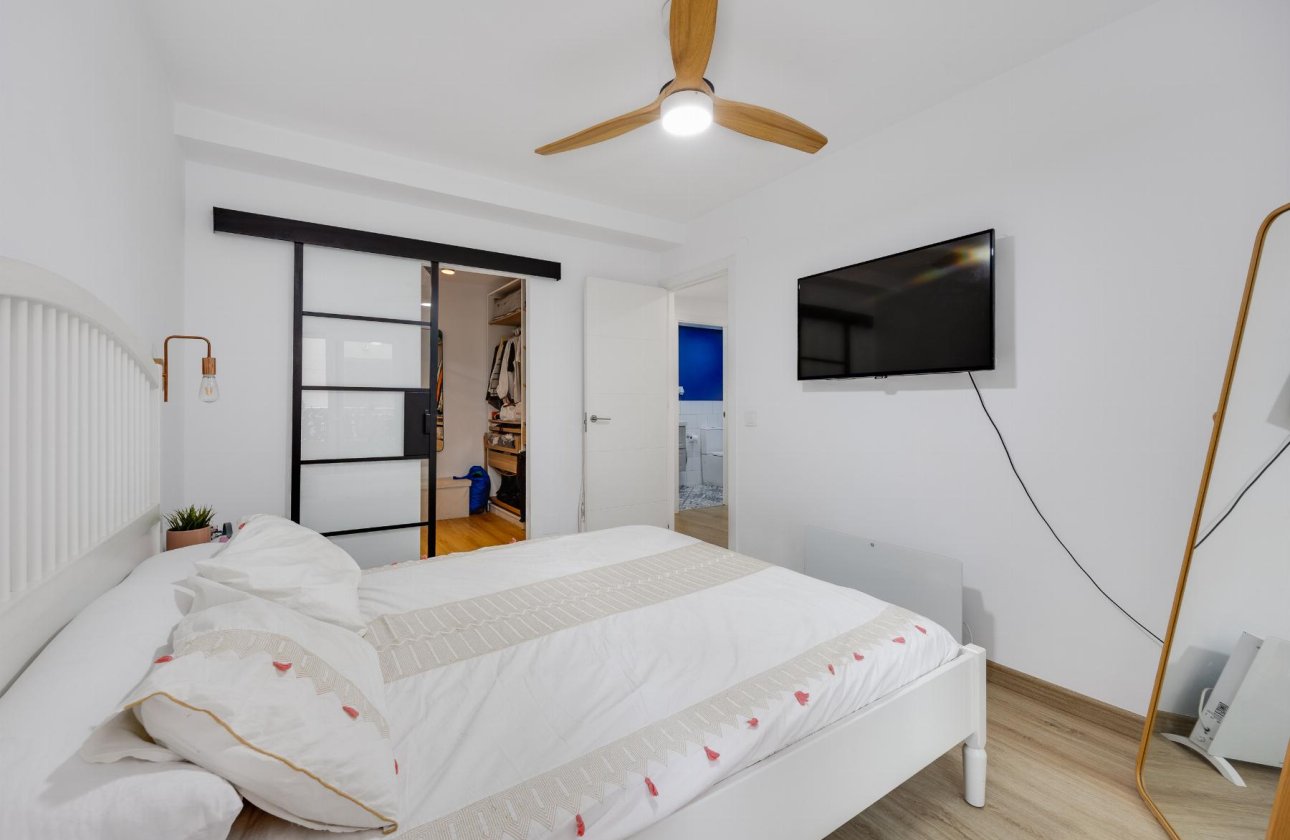 Resale - Apartment / flat - Torrevieja - playa de los naufragos