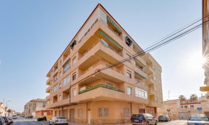 Resale - Apartment / flat - Torrevieja - playa de los naufragos