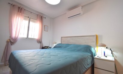 Resale - Apartment / flat - Orihuela Costa - Playa Flamenca