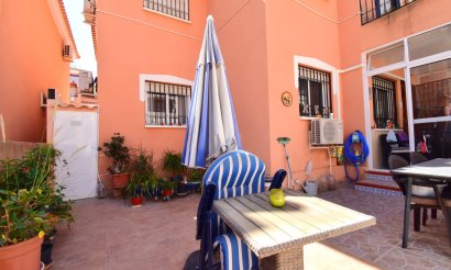 Resale - Apartment / flat - Orihuela Costa - Playa Flamenca