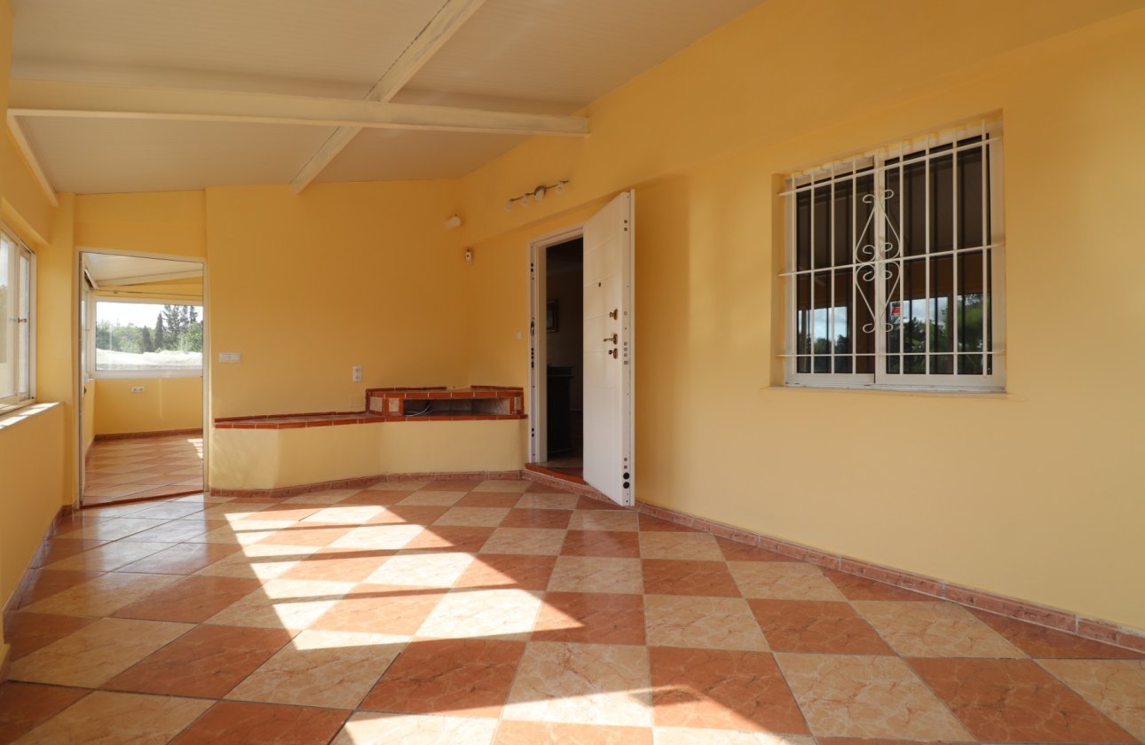 Resale - Villa - Heredades - Heredades - Country