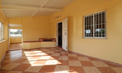 Resale - Villa - Heredades - Heredades - Country