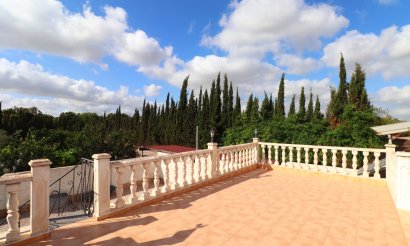 Resale - Villa - Heredades - Heredades - Country