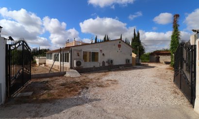 Resale - Villa - Heredades - Heredades - Country