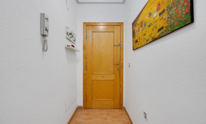 Resale - Apartment / flat - Torrevieja - Playa del Acequión