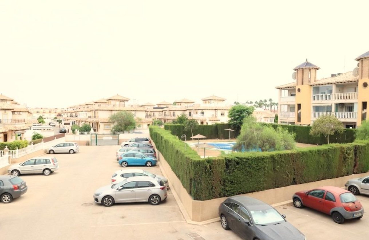 Resale - Apartment / flat - Orihuela Costa - La Zenia