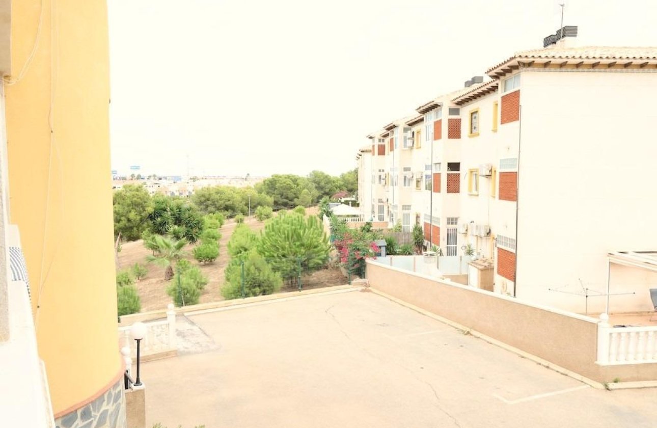 Resale - Apartment / flat - Orihuela Costa - La Zenia