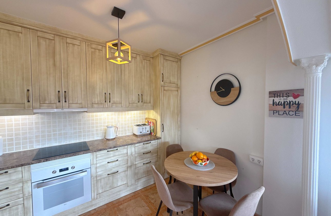 Resale - Apartment / flat - Cabo Roig