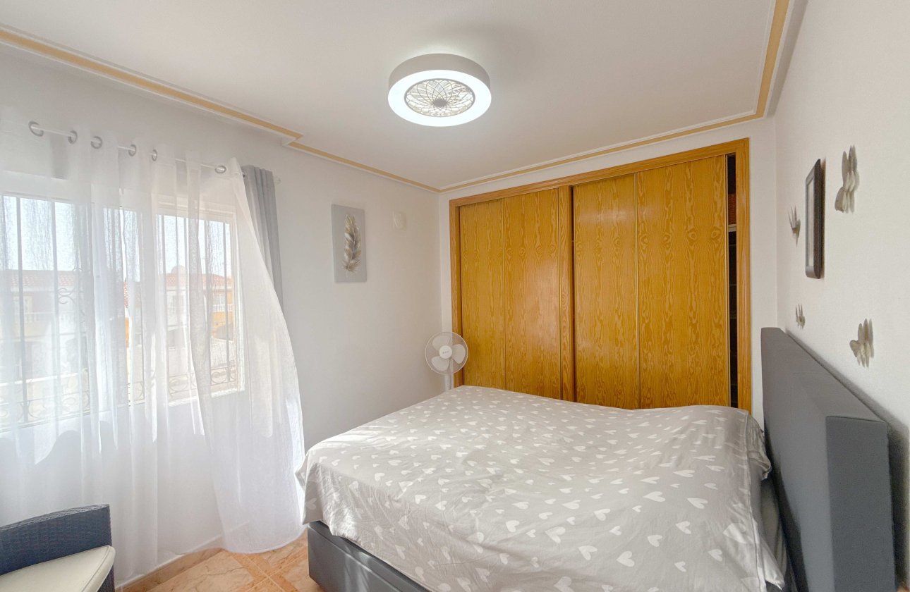 Resale - Apartment / flat - Cabo Roig