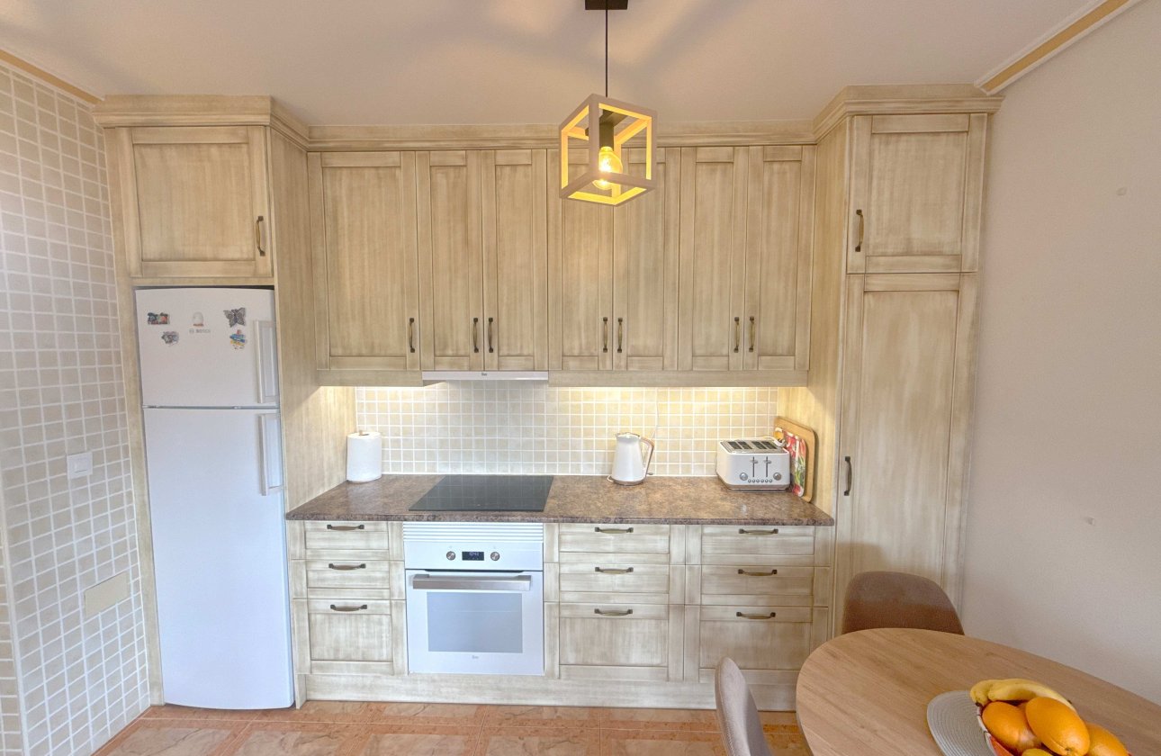 Resale - Apartment / flat - Cabo Roig