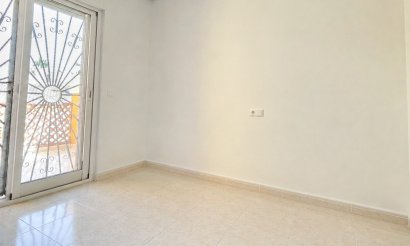 Resale - Townhouse - Ciudad Quesada - Doña Pepa