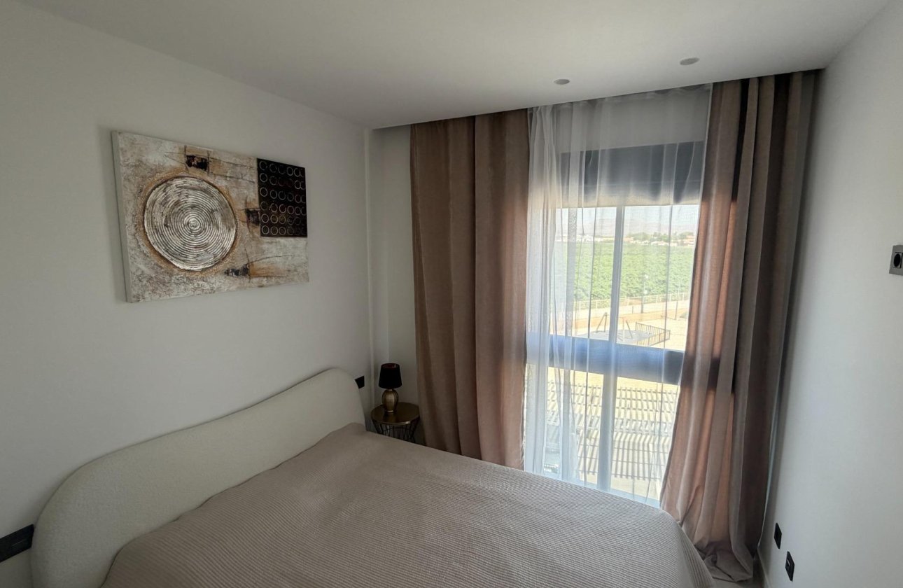 Reventa - Apartamento / piso - Los Alcazares - Dolores de Pacheco-Santa Rosalía