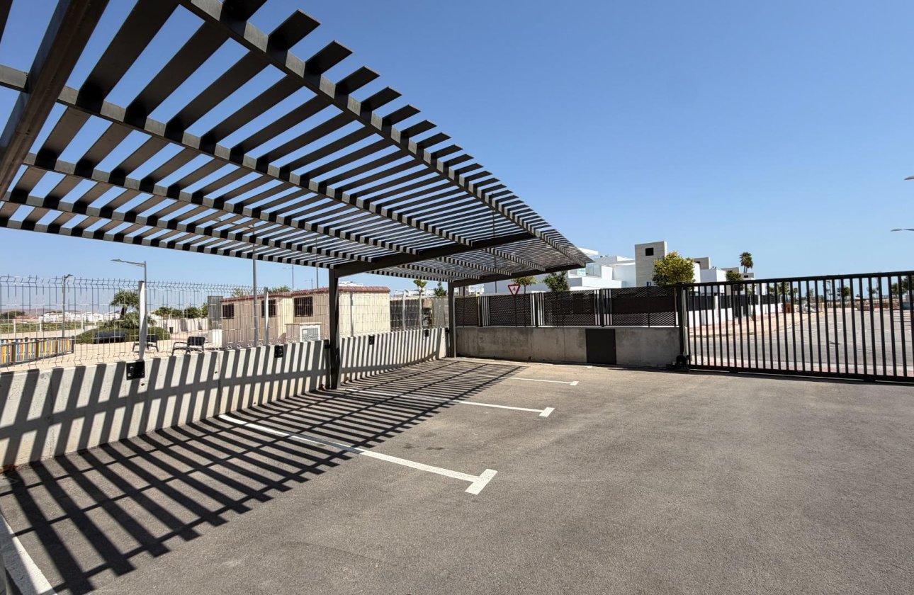 Reventa - Apartamento / piso - Los Alcazares - Dolores de Pacheco-Santa Rosalía