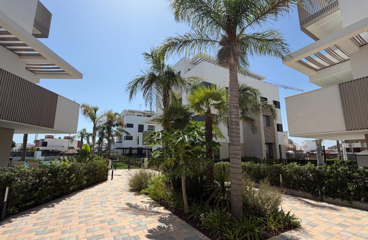 Reventa - Apartamento / piso - Los Alcazares - Dolores de Pacheco-Santa Rosalía