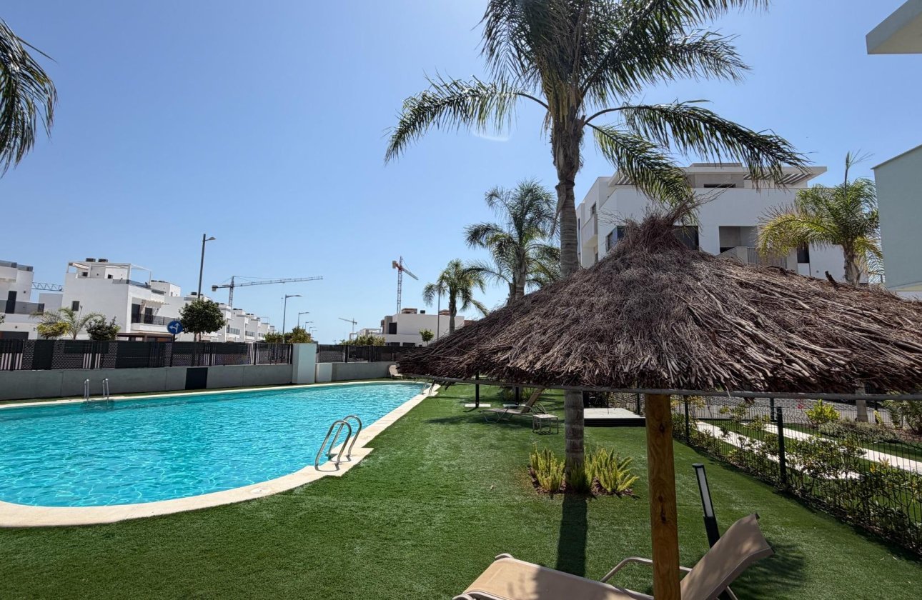 Reventa - Apartamento / piso - Los Alcazares - Dolores de Pacheco-Santa Rosalía