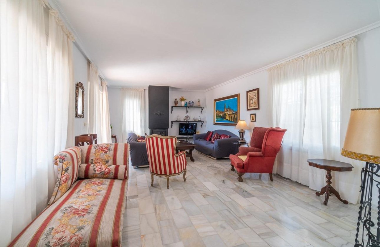 Resale - Villa - Torrevieja - La Mata