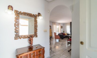 Resale - Villa - Torrevieja - La Mata