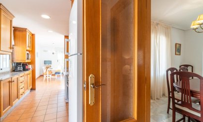 Resale - Villa - Torrevieja - La Mata