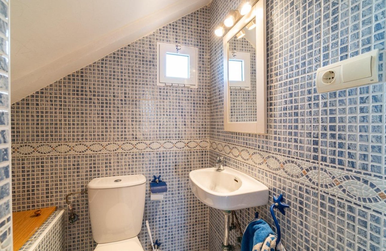 Resale - Villa - Torrevieja - La Mata
