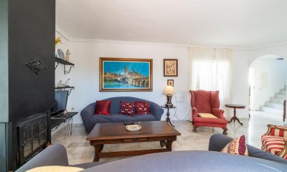 Resale - Villa - Torrevieja - La Mata