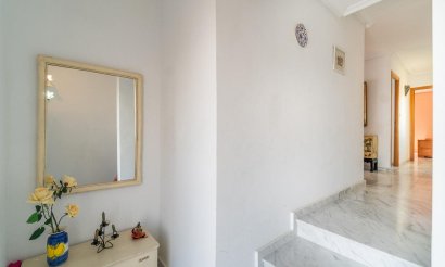 Resale - Villa - Torrevieja - La Mata