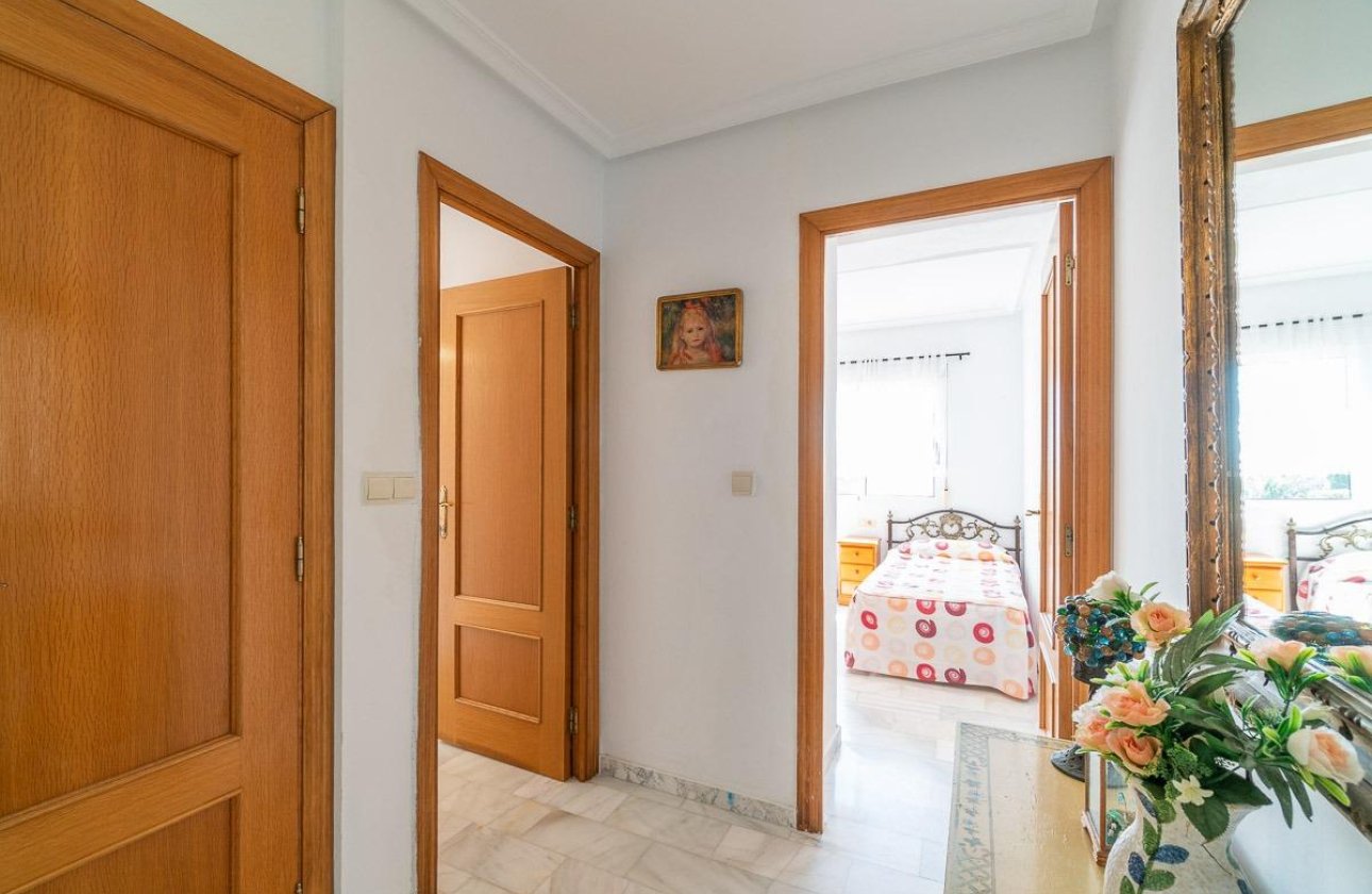 Resale - Villa - Torrevieja - La Mata