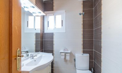 Resale - Villa - Torrevieja - La Mata