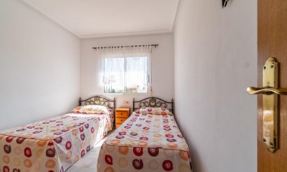 Resale - Villa - Torrevieja - La Mata